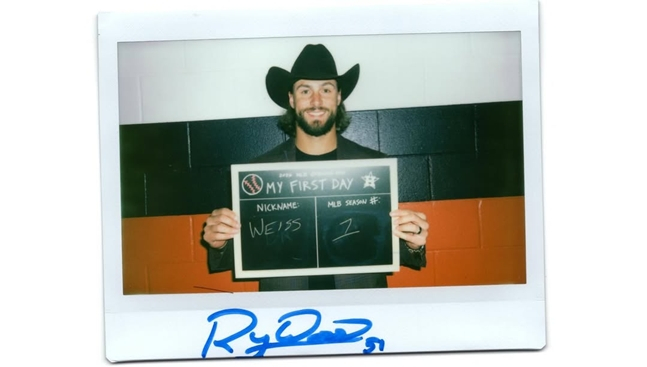 /사진=와이스 공식 SNS