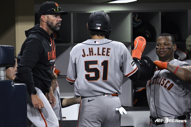 3월 31일 경기서 홈을 밟은 이정후. /AFPBBNews=뉴스1