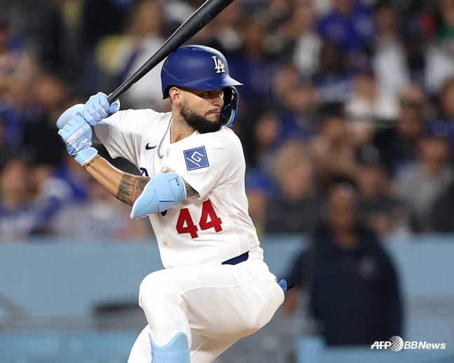 혼자 3안타를 치며 맹타를 휘두른 파헤스. /AFPBBNews=뉴스1