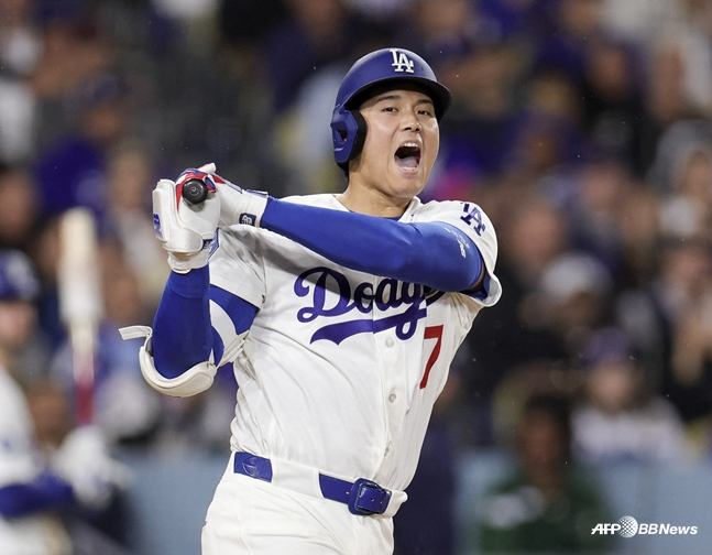 파울을 치고 난 뒤 아쉬워하는 오타니. /AFPBBNews=뉴스1