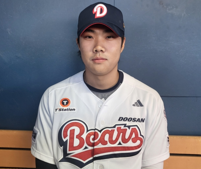 박준순이 경기 후 취재진과 인터뷰를 하고 있다. /사진=안호근 기자