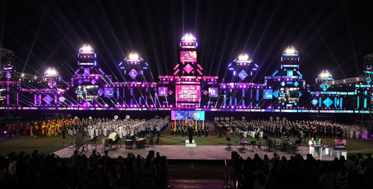 제64회 진해군항제 군악의장 페스티벌./사진제공=창원특례시