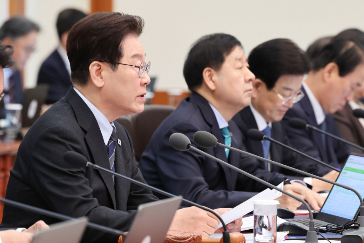 이재명 대통령이 6일 청와대에서 열린 국무회의 겸 비상경제점검회의에서 발언하고 있다. /사진=뉴시스