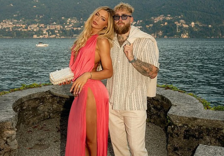 제이크 폴(오른쪽)과 유타 레이르담. /사진=데일리 메일 갈무리