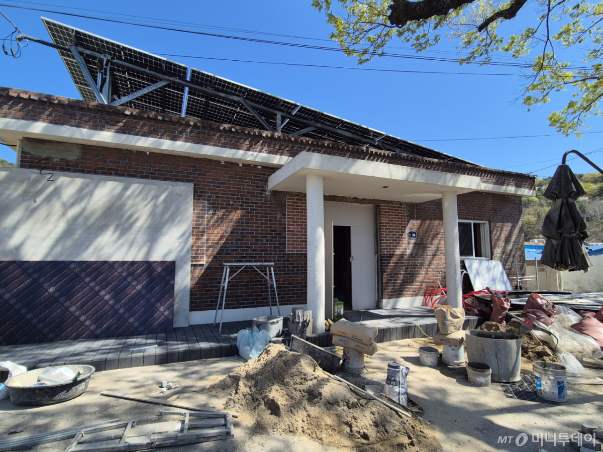 경남 남해군 삼동면 내동천마을에 조성 중인 '인생 하숙집'. /사진=이수현 기자