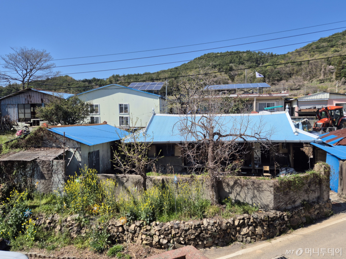 경남 남해군 삼동면 내동천마을에서 마을상회로 활용될 예정인 구옥. /사진=이수현 기자