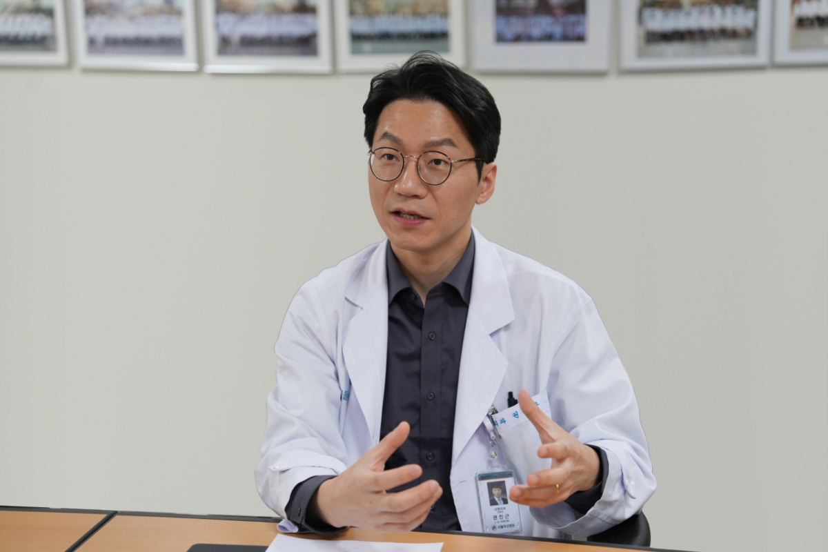 권진근 서울아산병원 성형외과 교수.