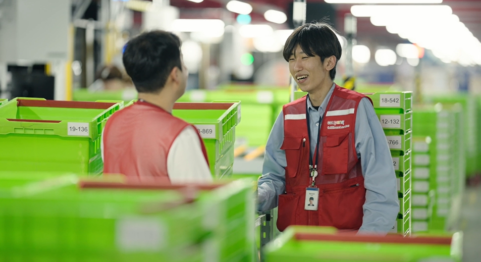 광주첨단물류센터에서 출고팀 현장 관리자로 근무하는 배희재씨. /사진제공=쿠팡.