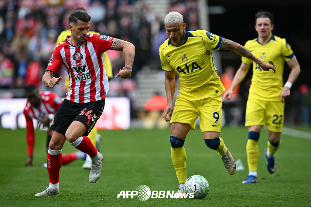 12일 잉글랜드 프리미어리그(EPL) 선덜랜드 원정에서 드리블 돌파를 하고 있는 토트넘 히샬리송. /AFPBBNews=뉴스1