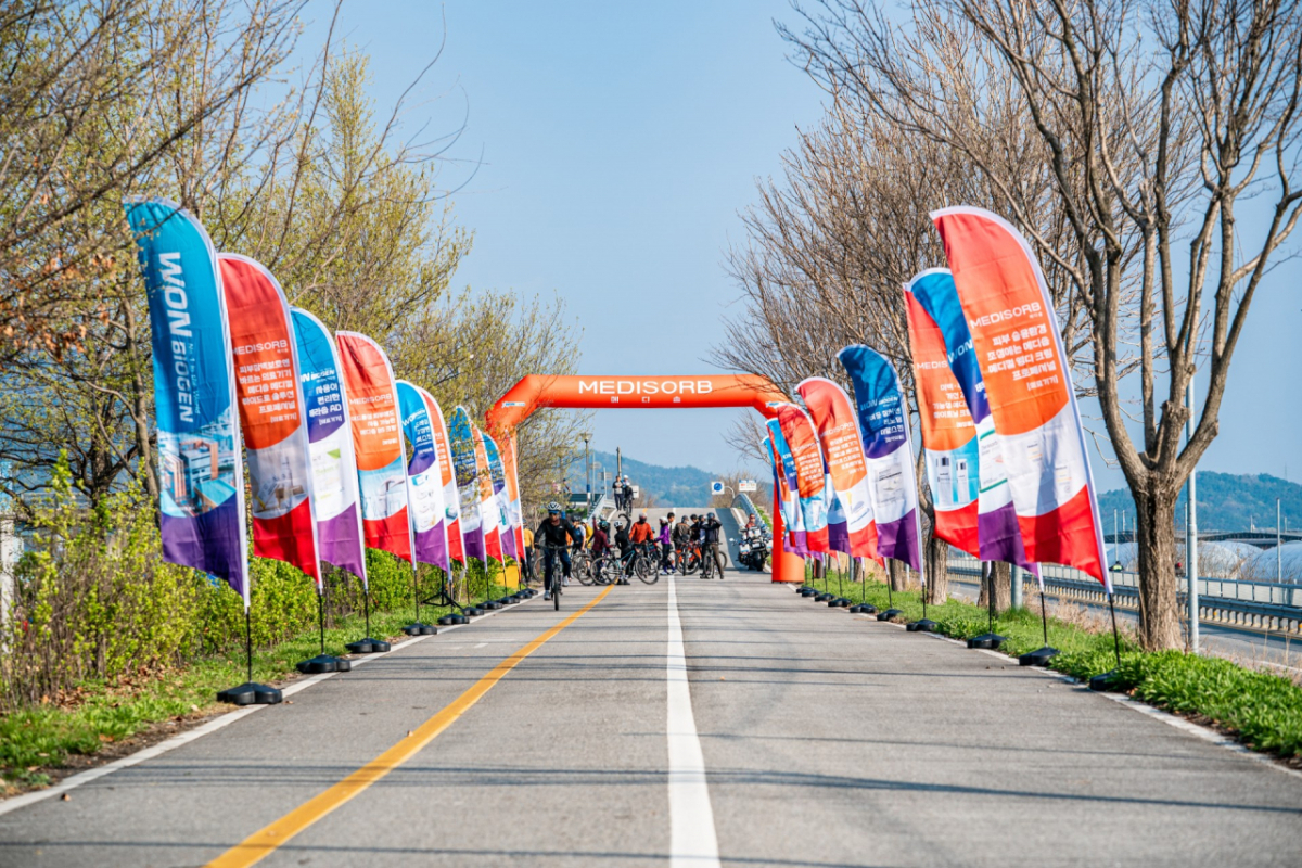 원바이오젠이 주최한 박성백 프로 초청 친선 라이딩 행사/사진제공=원바이오젠