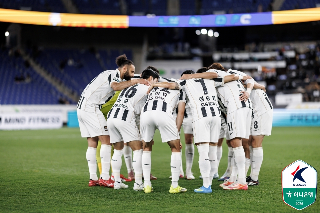 15일 울산 문수축구경기장에서 열린 울산 HD전을 앞둔 FC서울 선수들. /사진=한국프로축구연맹 제공