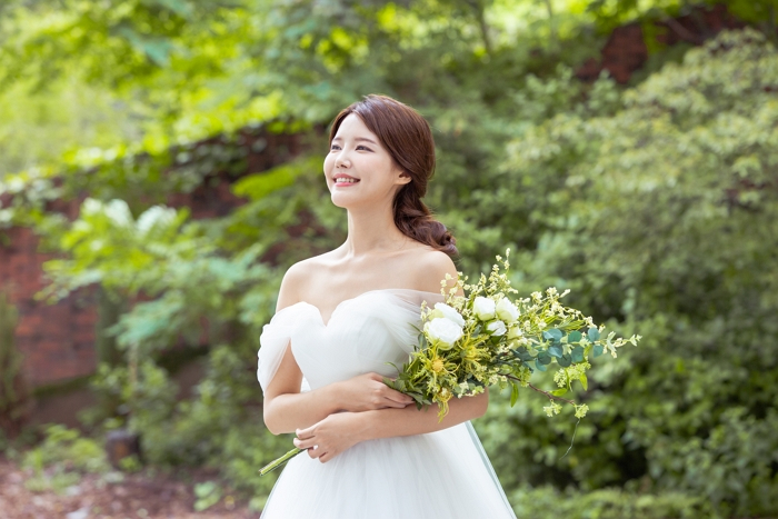 '독신 파티'를 여는 지인으로부터 축의금 요구를 받은 직장 동료가 황당함을 표했다. /사진=게티이미지뱅크