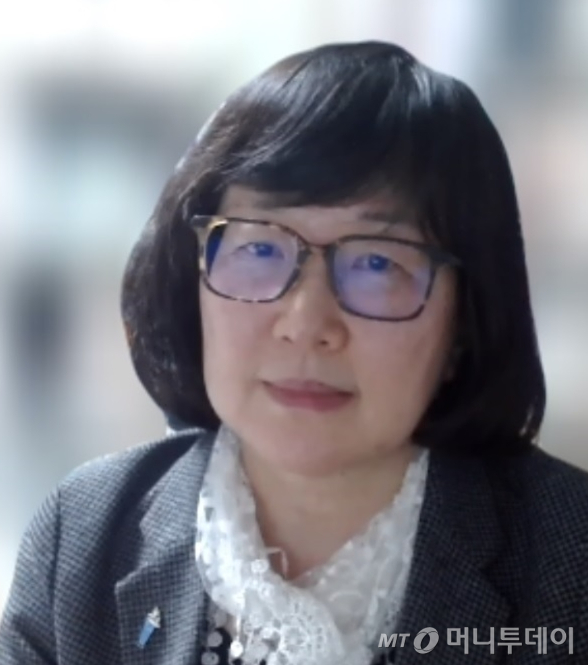 (서울=뉴스1) 이재명 기자 = 이재명 대통령이 16일 진실화해를위한과거사정리위원회 상임위원에 김귀옥 한성대학교 소양핵심교양학부 교수를 임명했다. (청와대 제공. 재판매 및 DB 금지) 2026.4.16/뉴스1 Copyright © 뉴스1. All rights reserved. 무단 전재 및 재배포, AI학습 이용 금지. /사진=(서울=뉴스1) 이재명 기자