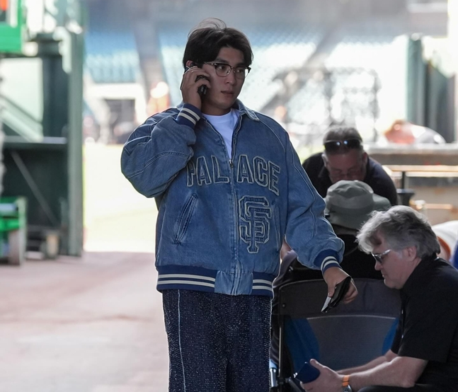 출근하는 이정후. /사진=샌프란시스코 자이언츠 공식 SNS