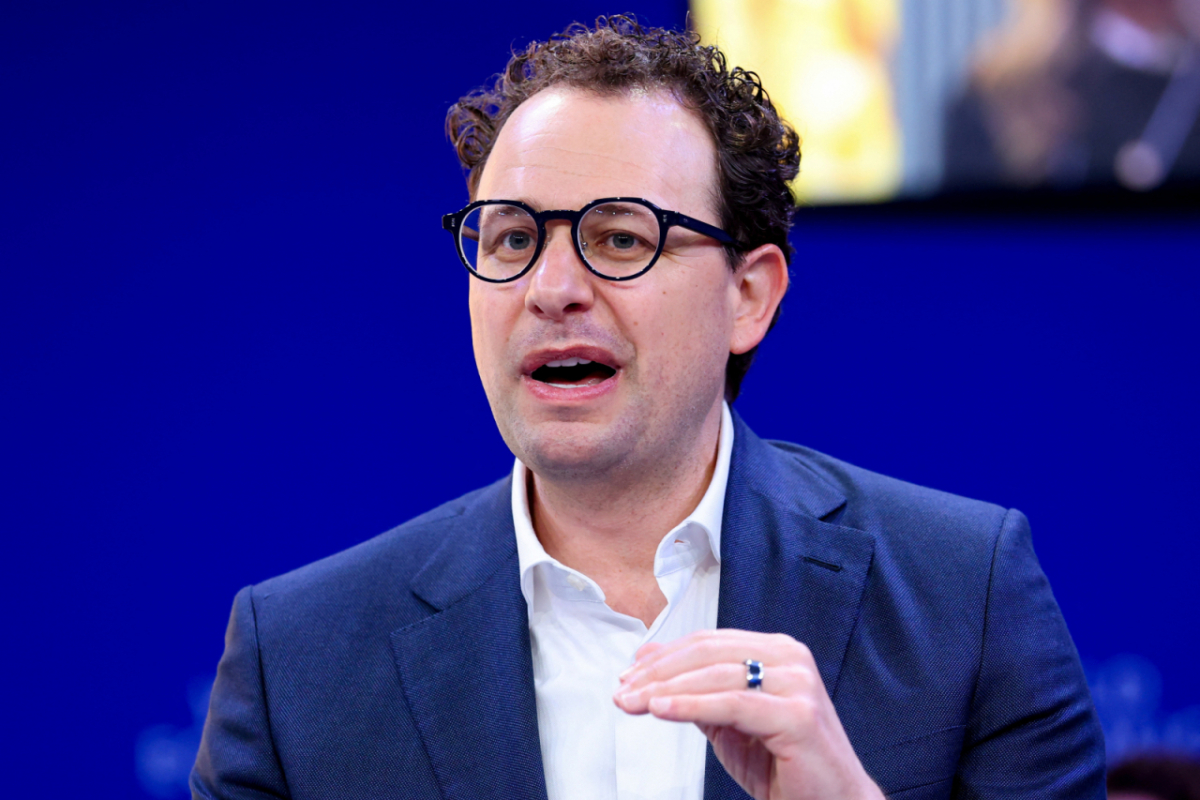 다리오 아모데이 앤트로픽 최고경영자(CEO)가 1월20일(현지시기간) 스위스 다보스에서 열린 세계경제포럼에서 발언하고 있다. /로이터=뉴스1