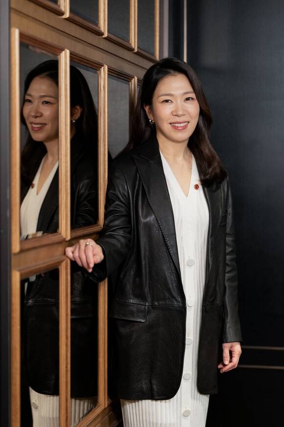 배우 염혜란 / 사진=렛츠필름, 아우리 픽쳐스