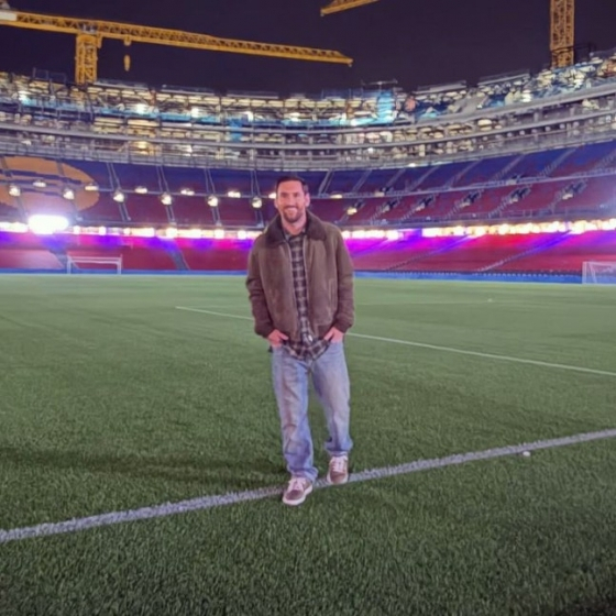 리오넬 메시가 바르셀로나 홈구장에서 사진을 찍고 있다. /사진=리오넬 메시 개인 사회관계망서비스(SNS)