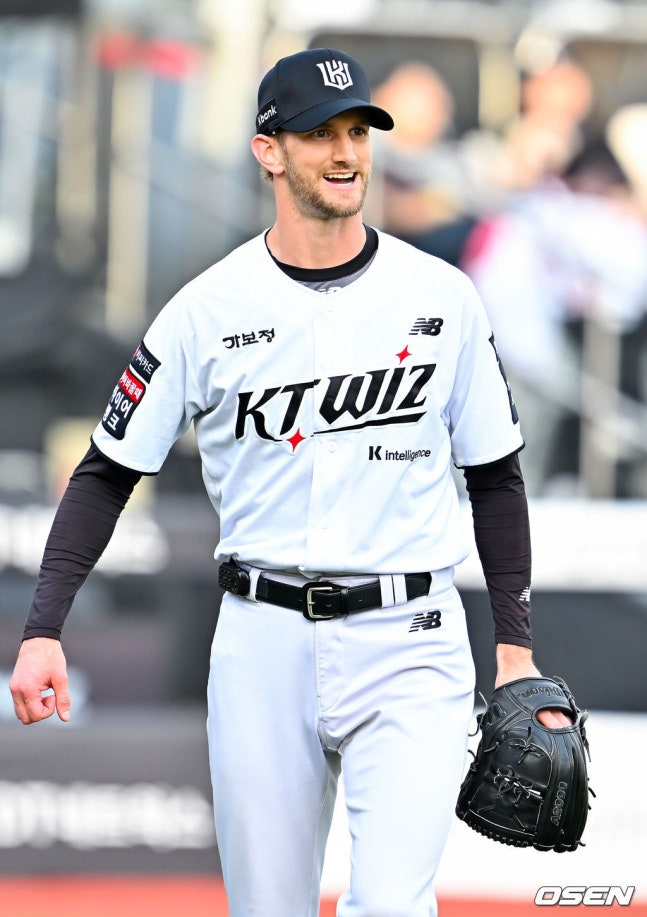 6이닝 2실점으로 잘 버틴 보쉴리.