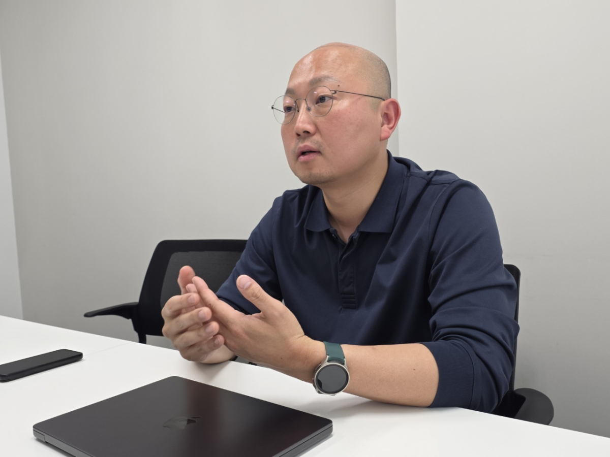 배웅 숨빗에이아이 대표가 최근 경기도 판교 사무실에서 머니투데이와 인터뷰하고 있다./사진=박정렬 기자