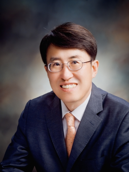 황윤수 작가/사진제공=페스트북