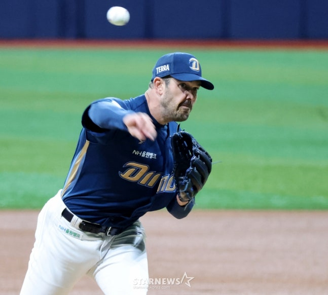 NC 선발로 나선 버하겐. /사진=강영조 선임기자