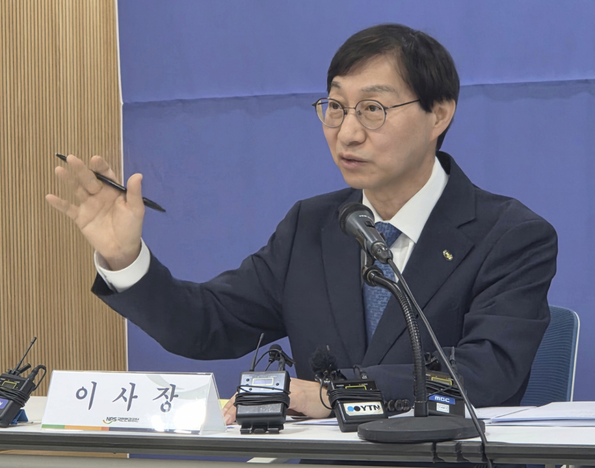 [전주=뉴시스]윤난슬 기자 = 김성주 국민연금공단 이사장이 4일 전북농협에서 열린 신년 기자간담회에서 발언하고 있다. 2026.02.04. yns4656@newsis.com /사진=윤난슬