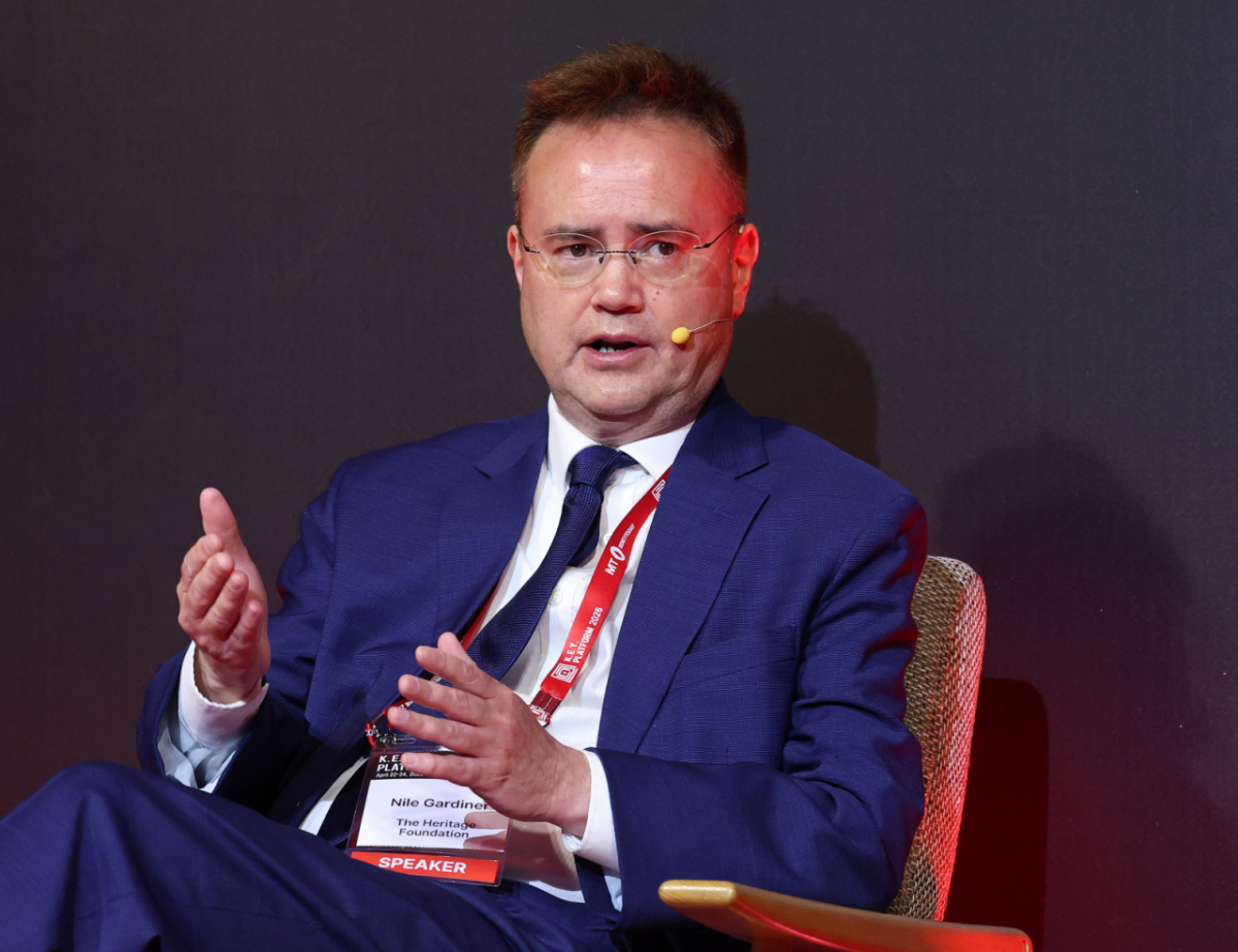 23일 나일 가디너 헤리티지재단 마가렛 대처 자유 센터장이 23일 영등포구 콘래드 서울에서 머니투데이 주최로 진행된 '2026 키플랫폼' 개막총회 '패권 제로의 시대: Lean 네이티브 AI 한국 제조업 진화의 키'에서 '끓는 세계, 분노 이후의 질서: 에너지·기술 패권의 향방' 대담을 하고 있는 모습./사진=김창현 기자.