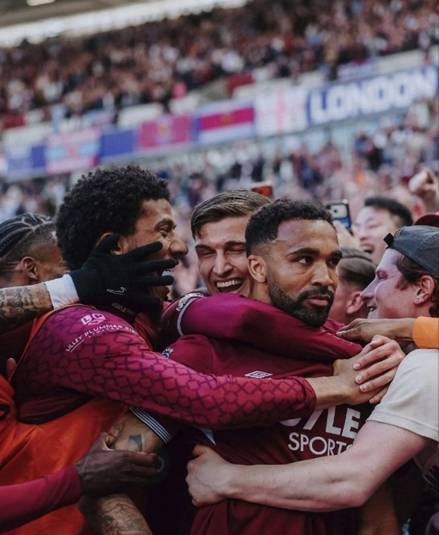 칼럼 윌슨(오른쪽에서 두 번째)의 골 세리머니. /사진=웨스트햄 SNS