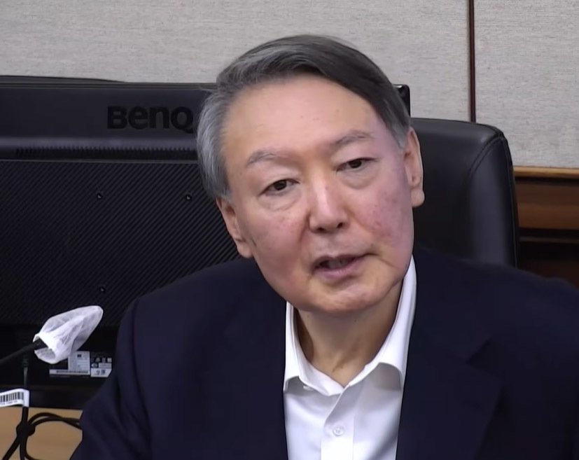 윤석열 전 대통령이 서울 서초구 서울고등법원에서 열린 특수공무집행방해 등 혐의 2심 공판에 출석해 발언을 하고 있다.  /사진=뉴스1