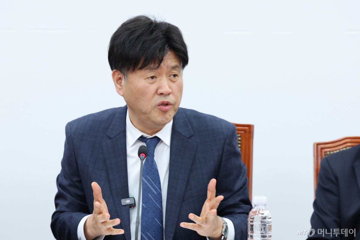 (서울=뉴스1) 신웅수 기자 = 김용 전 민주연구원 부원장이 13일 서울 여의도 국회에서 열린 정치검찰 조작기소특위 기자간담회에서 발언하고 있다. 2026.4.13/뉴스1  Copyright © 뉴스1. All rights reserved. 무단 전재 및 재배포,  AI학습 이용 금지. /사진=(서울=뉴스1) 신웅수 기자