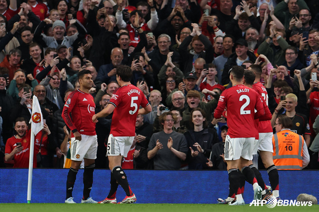 기뻐하는 맨유 선수들. /AFPBBNews=뉴스1