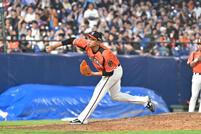 투구하는 우청위. /사진=퉁이 라이온스 공식 SNS