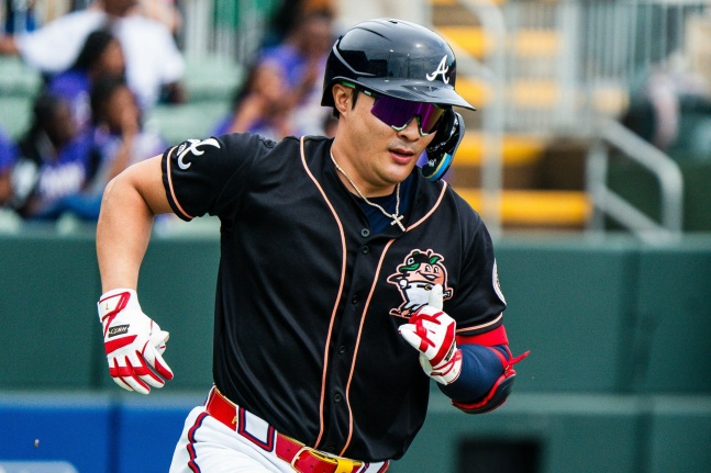 애틀랜타 산하 더블A팀 콜럼버스 클링스톤스의 김하성이 30일(한국시간) 재활 경기 타석에 섰다. /사진=콜럼버스 클링스톤스 구단 공식 SNS 갈무리