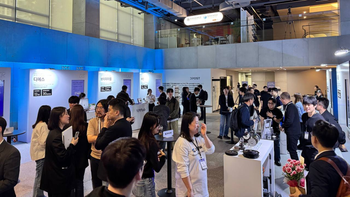 디캠프가 30일 서울시 마포구 프론트원에서 진행한 배치 2기 스타트업 데모데이 '디데이'의 '이노베이션 쇼케이스'/사진=고석용 기자