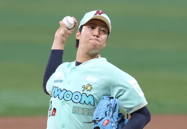 2일 선발 등판한 안우진. /사진=키움 히어로즈