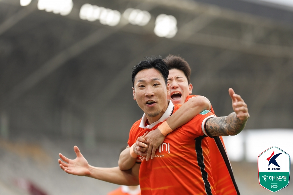 화성FC 김병오가 3일 화성종합경기타운 주경기장에서 열린 안산 그리너스전에서 골 세리머니를 하고 있다. /사진=한국프로축구연맹 제공