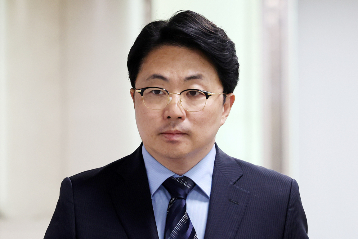 회삿돈을 횡령한 혐의로 재판에 넘겨진 '집사 게이트' 당사자 김예성씨가 지난달 29일 서울 서초구 서울고법에서 열린 특정경제범죄 가중처벌법상 횡령 등 혐의 사건 항소심 2심 선고 공판에 출석하고 있다.  /사진=뉴스1