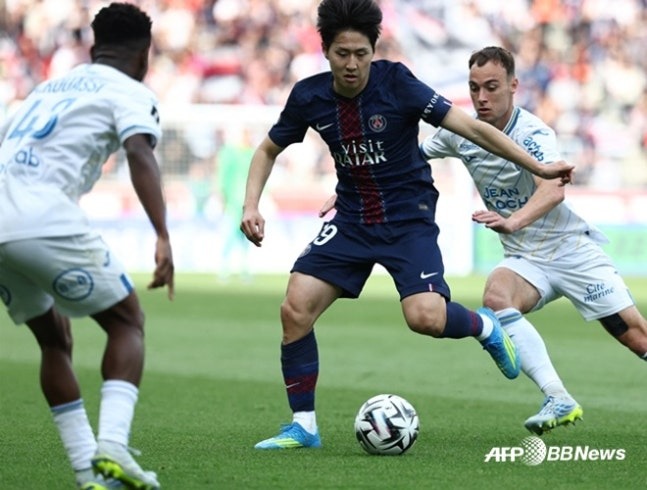 PSG 이강인(가운데). /AFPBBNews=뉴스1