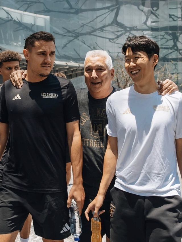 손흥민(오른쪽). /사진=LAFC SNS