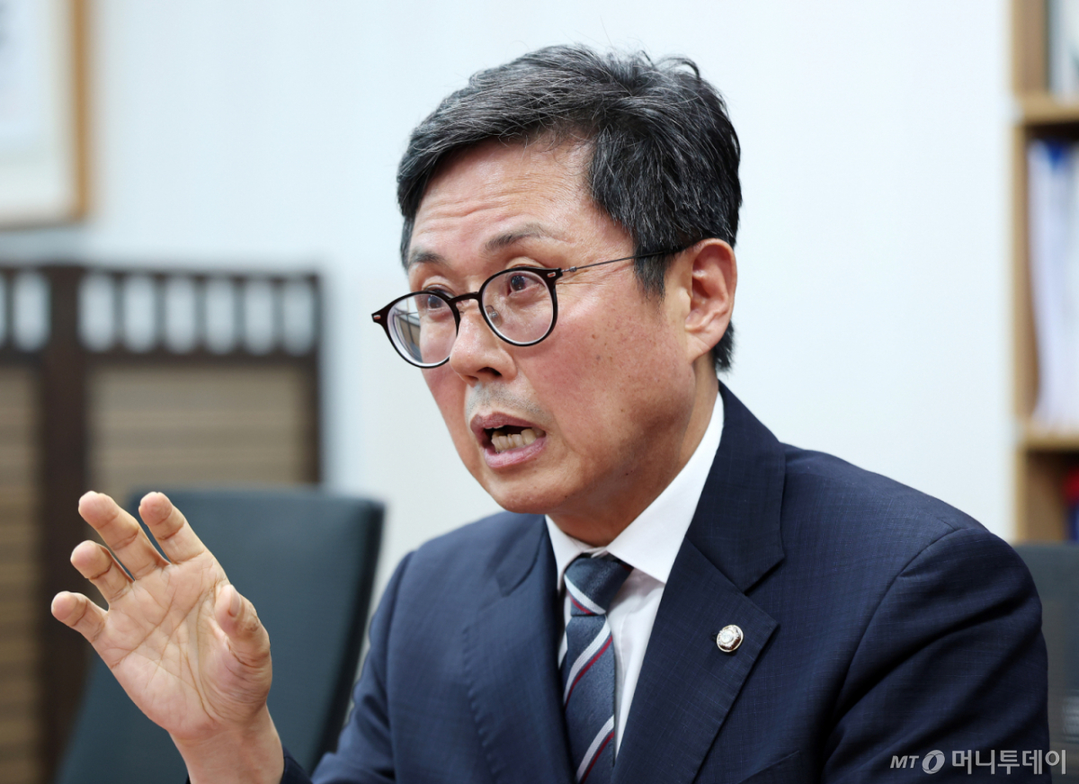 안도걸 더불어민주당 의원 인터뷰 /사진=김창현 기자 chmt@
