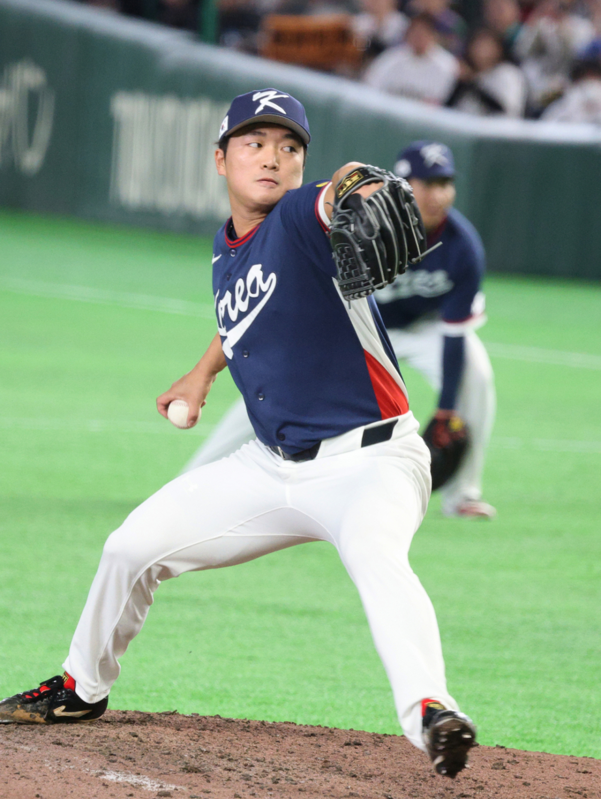 한국 우완투수 고우석이 7일 도쿄돔에서 열린 2026WBC 도쿄POOL 대한민국과 일본의 경기 6회말  등판해 무실점 이닝을 막아내고 있다.   2026.03.07. /사진=강영조 cameratalks@