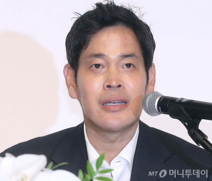 정용진 신세계그룹 회장이 본인 명의 서울 용산구 한남동 단독주택을 255억원에 팔았다. /사진=하남(경기)=홍봉진기자 honggga@