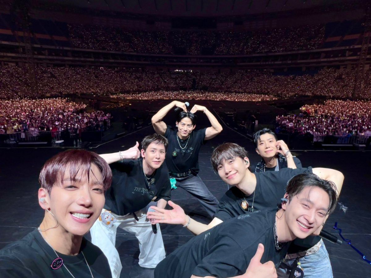 지난 9일~10일 일본 도쿄돔에서 데뷔 15주년 기념 콘서트를 연 그룹 2PM 인증샷 /사진=2PM 공식 SNS