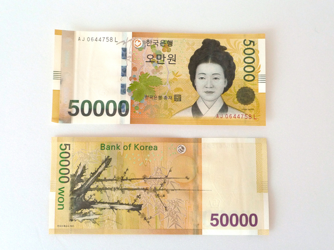지난해 하객들이 지인과 가족의 결혼식에 건넨 평균 축의금은 11만7000원으로 나타났다/사진=게티이미지뱅크
