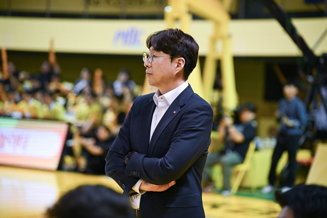 김완수 감독. /사진=WKBL 제공