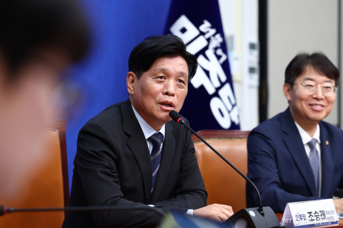 [서울=뉴시스] 고승민 기자 = 조승래 더불어민주당 사무총장이 15일 서울 여의도 국회에서 지방선거 관련 기자간담회를 하고 있다. 2026.05.15. kkssmm99@newsis.com /사진=고승민