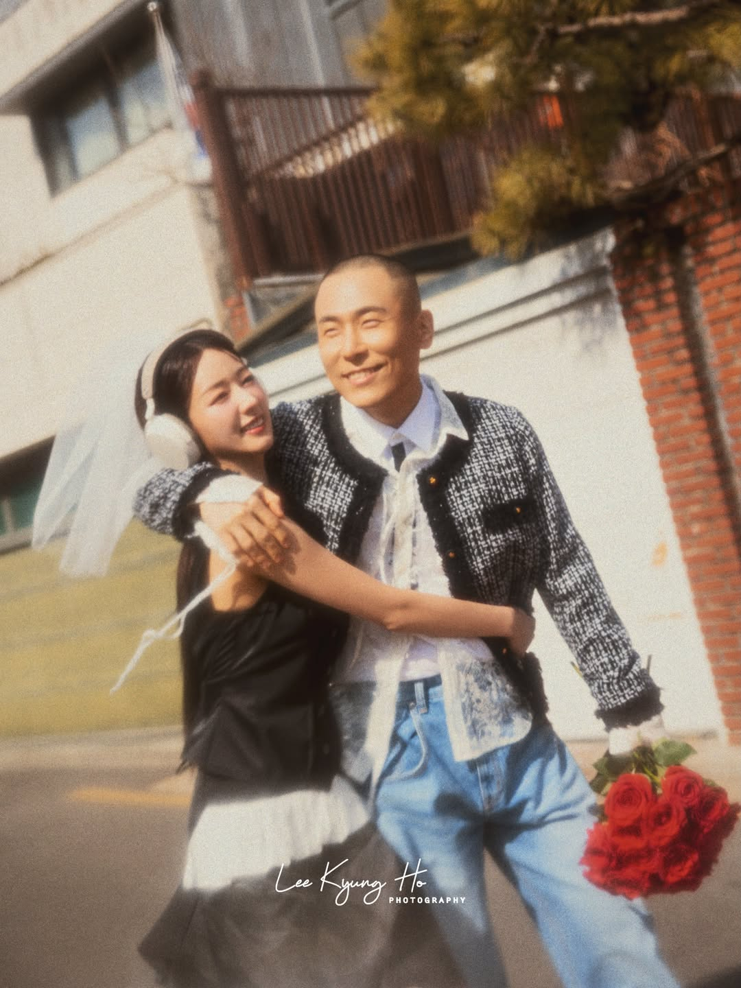 에이핑크 윤보미와 프로듀서 라도가 16일 그랜드 하얏트 서울에서 결혼식을 올린다. /사진=인스타그램 갈무리 