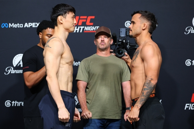 최두호와 산체스의 페이스오프. /사진=UFC
