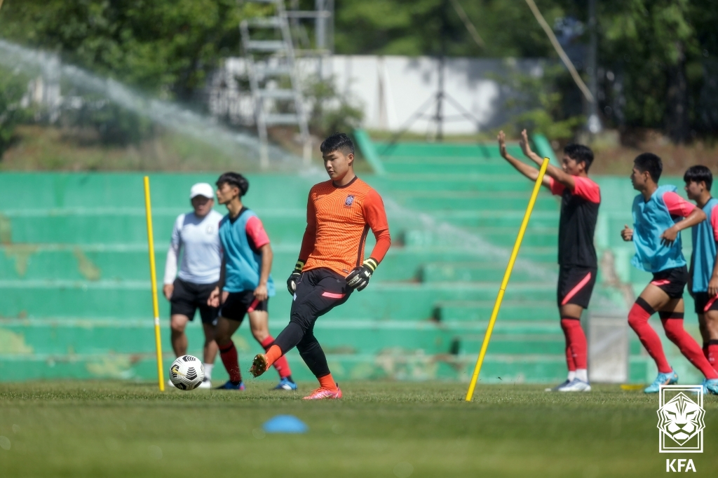 U-16 대표팀 당시 윤기욱. /사진=대한축구협회 제공