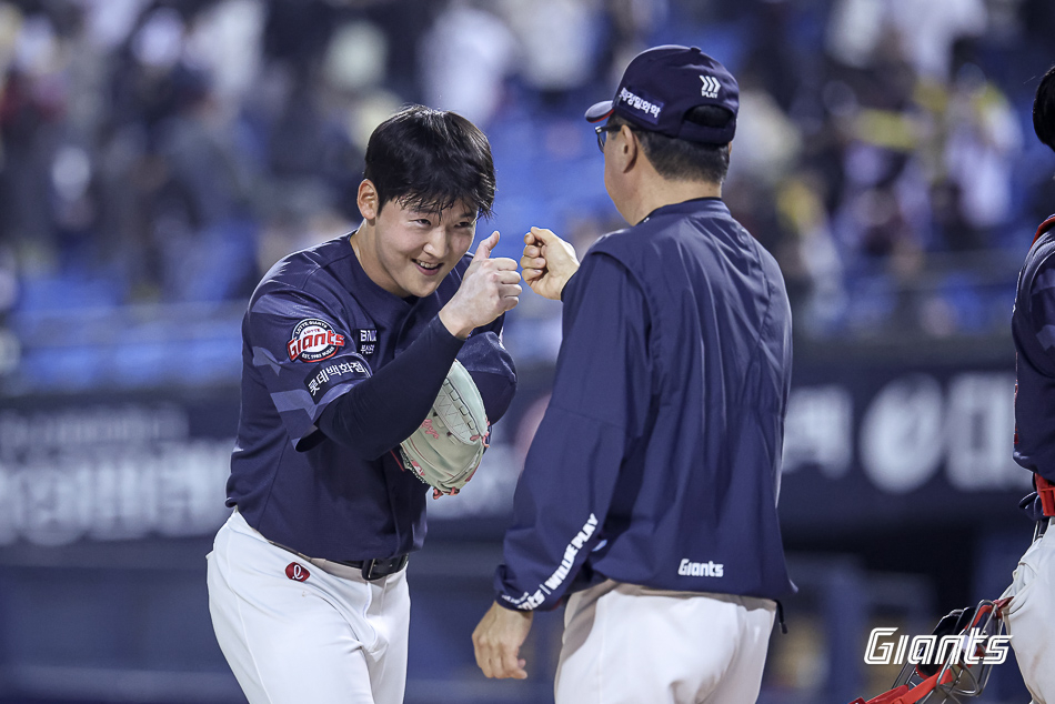 롯데 자이언츠 투수 최준용.(왼쪽) /사진=롯데 자이언츠 제공
